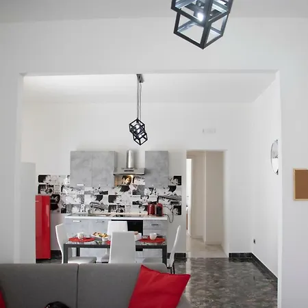 My House 시라쿠사